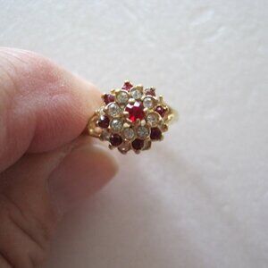 Vintage Ladies Cocktail Ring, Ruby/Rhinestone Color, Size 5.5